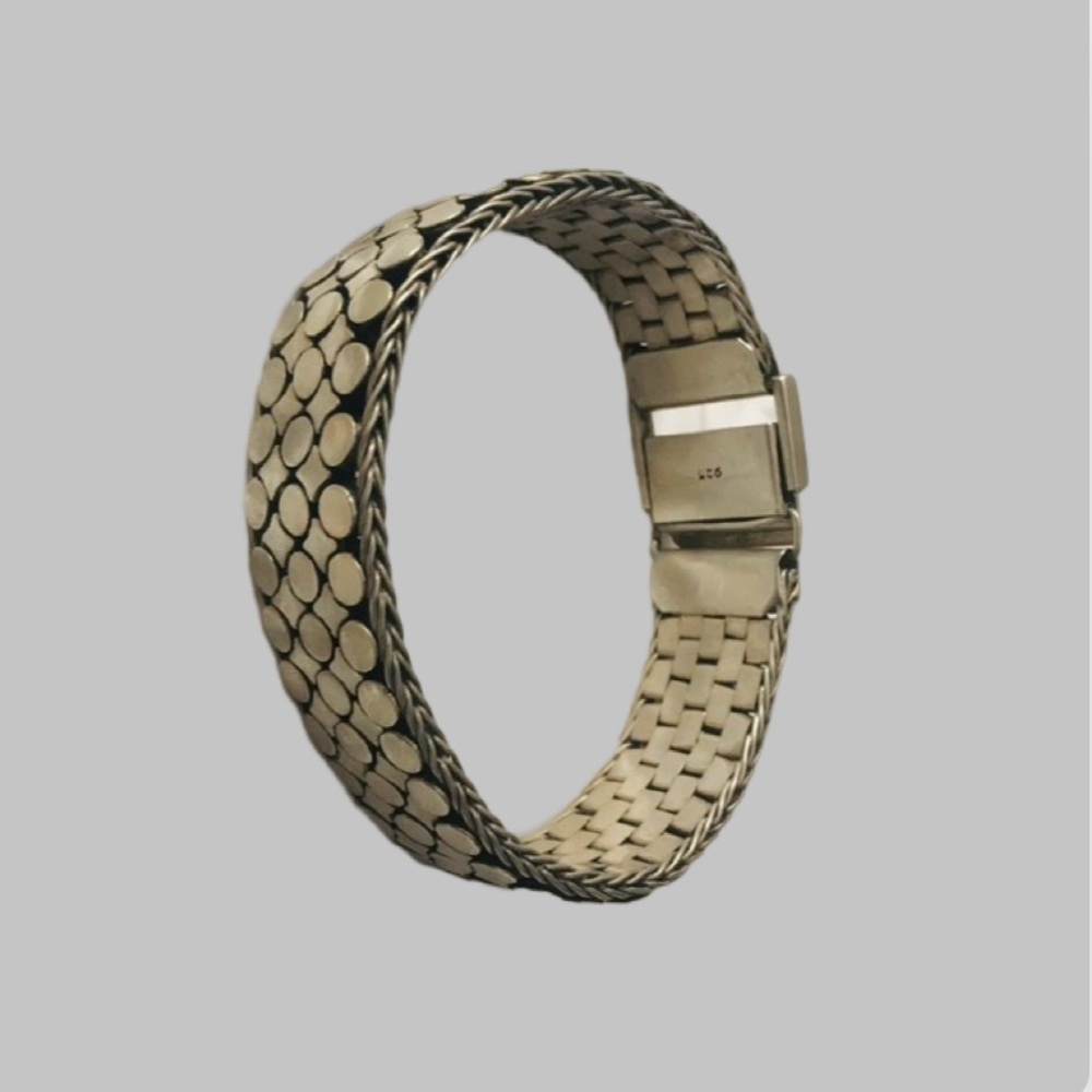 Sterling silver link bracelet. 3 rows of circles and 2 rows of rectangles. - Picture 3 of 7